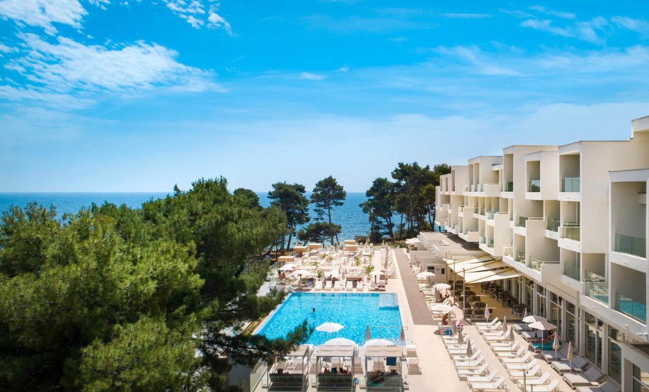 Valamar Carolina Hotel&Villas Kampor Exterior foto